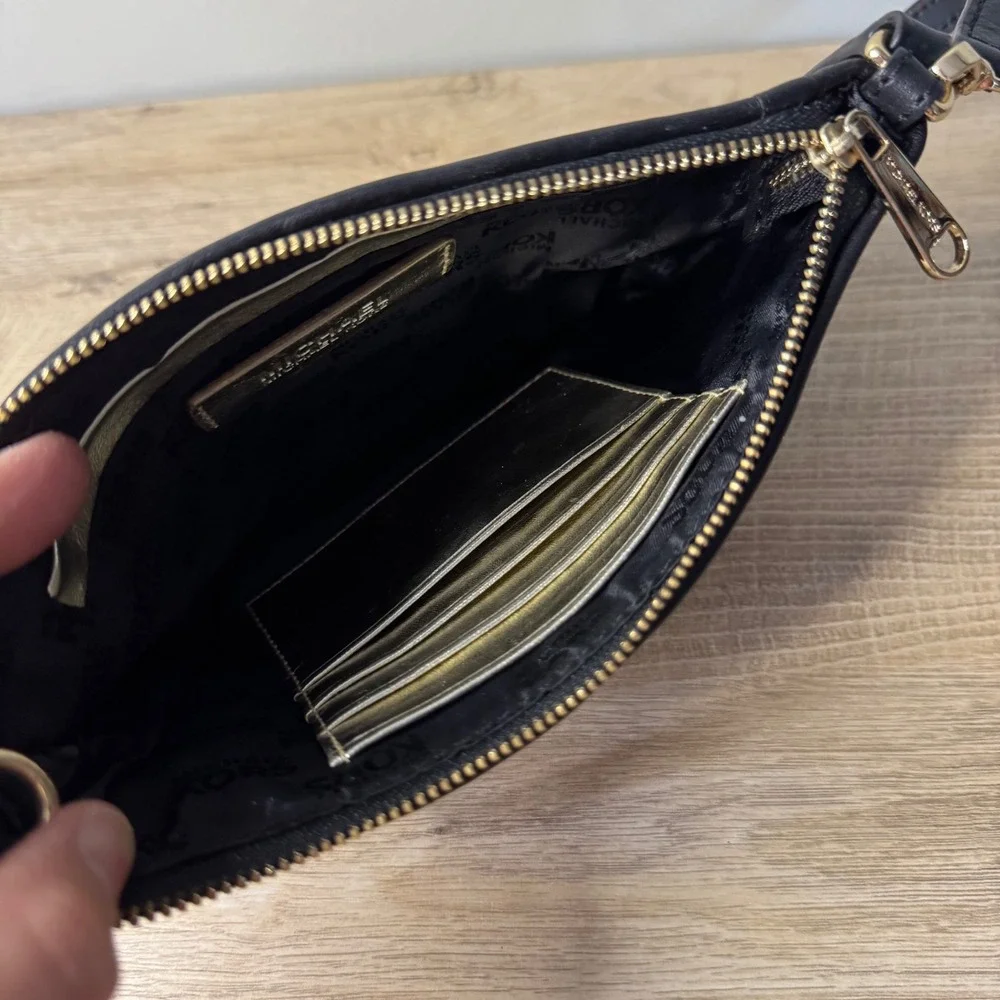 Michael Kors Wristlet Signature Logo Black Tan Clutch Bag Purse Y2K‎ Streetwear